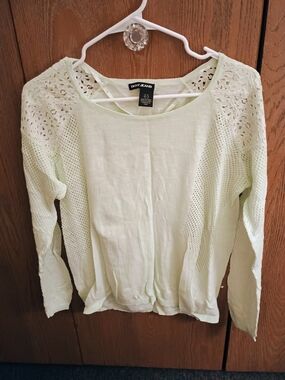 DKNY Women's Pastel Mint Green Crochet Sleeve Top